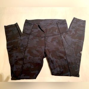 Camo Lululemon Leggings Sz 6
